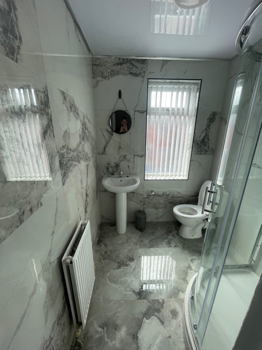 Bathroom Fitter: Image 28